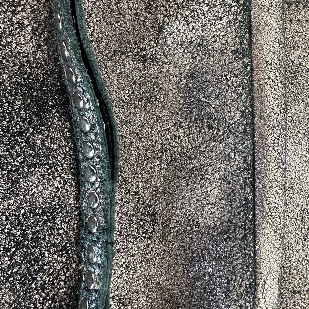 B. Makowsky Metallic Bronze Leather Large Hobo Shoulder Bag with Studded Handle - Picture 3 of 16